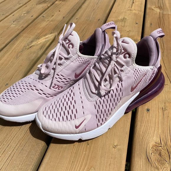 Nike Air Max 270 Trainers - Picture 4 of 6